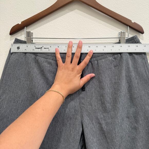 J.Crew Tech Shorts Mens M Heather Gray 7” Inseam Athletic Casual Minimalist - Picture 5 of 8